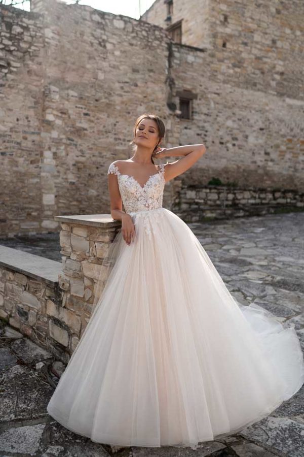 Erika, Ari Villoso, Venice, Say Yes, Blushing Bridal Boutique, Toronto