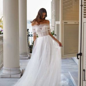 Wilma, Milla Nova, White & Lace Blushing Bridal Boutique, Toronto, Canada, USA