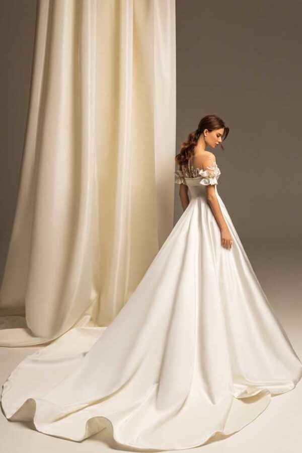 Mia Ari Villoso, Capsule ,Blushing Bridal Boutique, Toronto, Canada, USA
