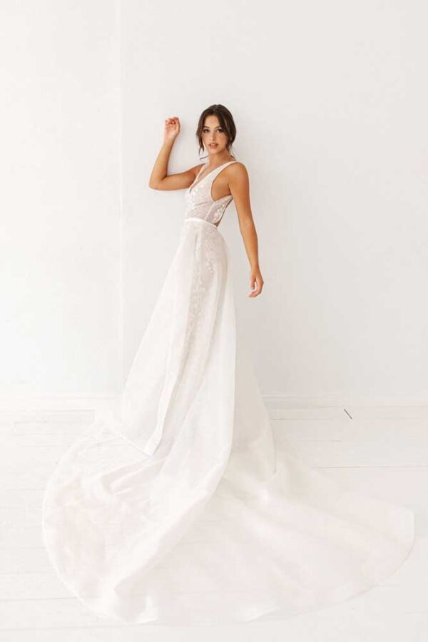 Kindred, Cherie by Oui ,Blushing Bridal Boutique, Toronto, Canada, USA