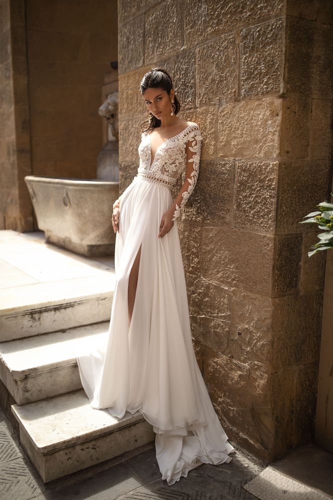 Perla, Milla Nova, Royal, Blushing Bridal Boutique